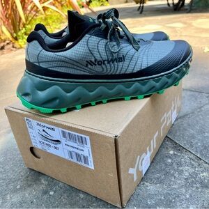 Nnormal Tomir 2.0 NIB trail running shoes W8.5 / M7